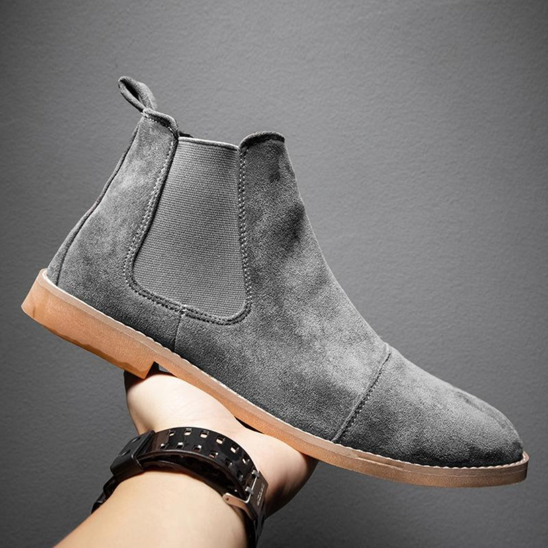 Giorgio Suede Chelsea Boots